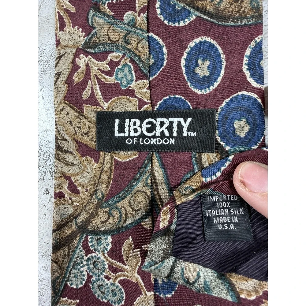 Liberty Of London Tie Mens One Size Red 100% Silk Pointed Paisley Woven